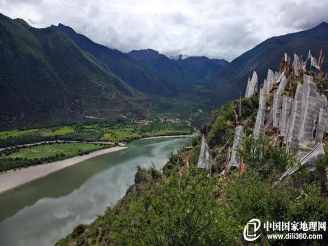 雅鲁藏布大峡谷-雅鲁藏布大峡谷景区介绍