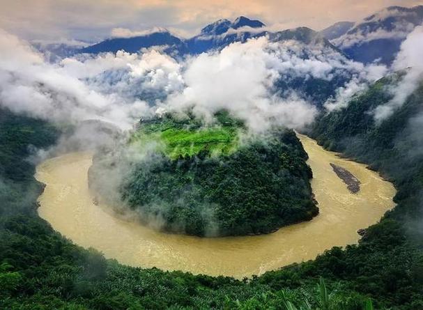 雅鲁藏布江大峡谷-雅鲁藏布江大峡谷景点介绍