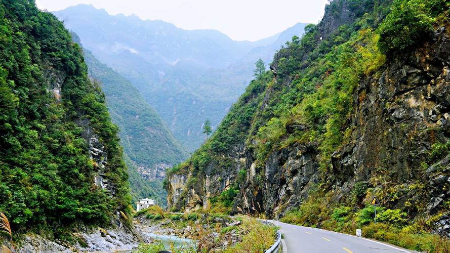 巴山大峡谷-巴山大峡谷在四川什么地方