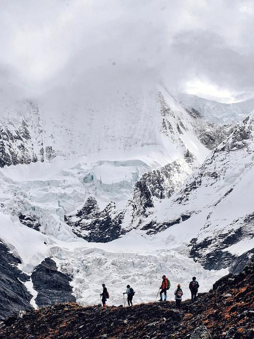 多久可以去雪山旅游-爬雪山结束时间