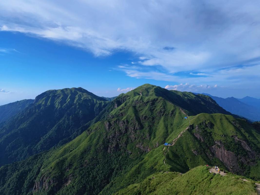 武功山旅游多久爬山-武功山得爬多久到山顶