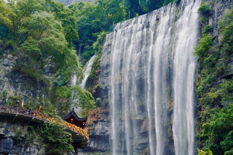 瀑布旅游时间多久最好-瀑布旅游时间多久最好呢